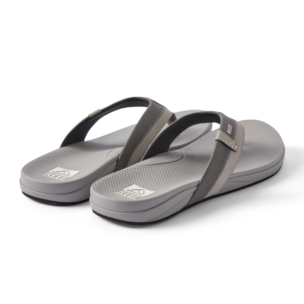 Cushion Phantom 2.0 men's grey sandals facing forward, showing soft-rebound cushioning and arch support straps.