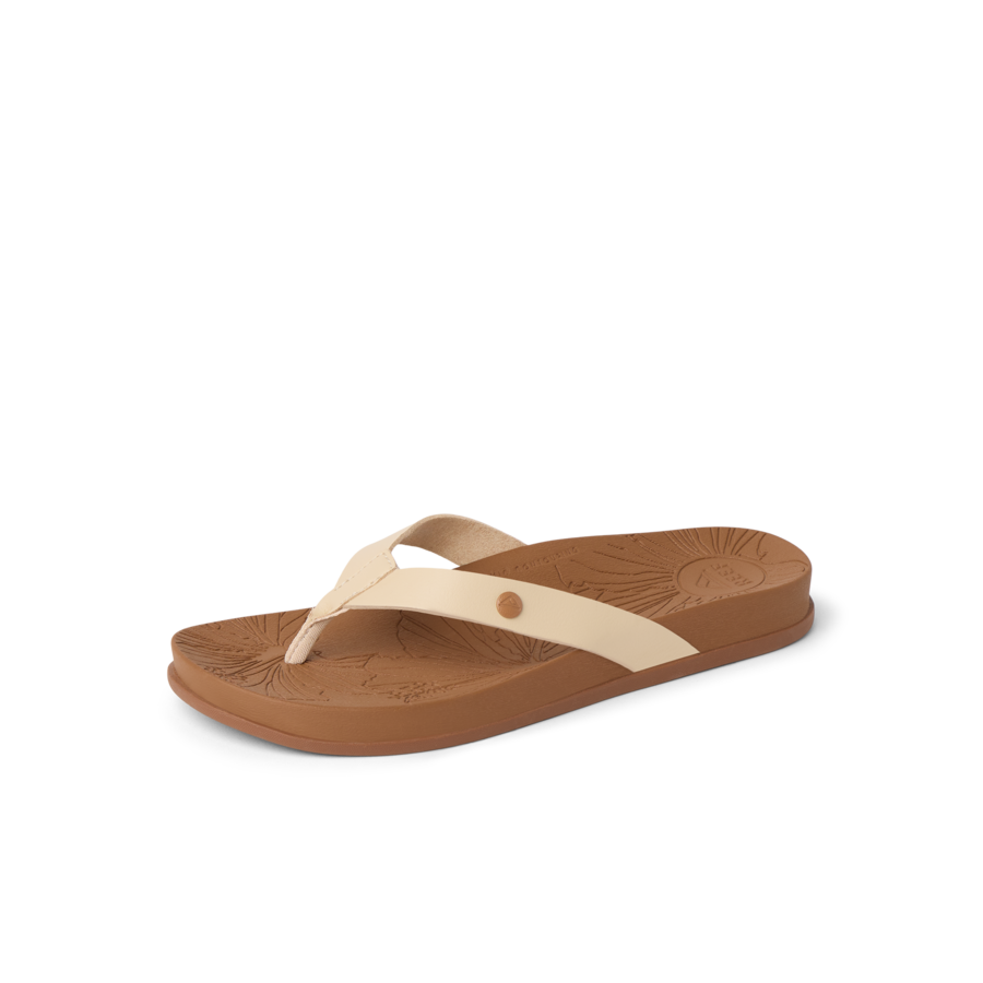 Vista Porto Cruz - Shifting Sand/Tan - Left Side View