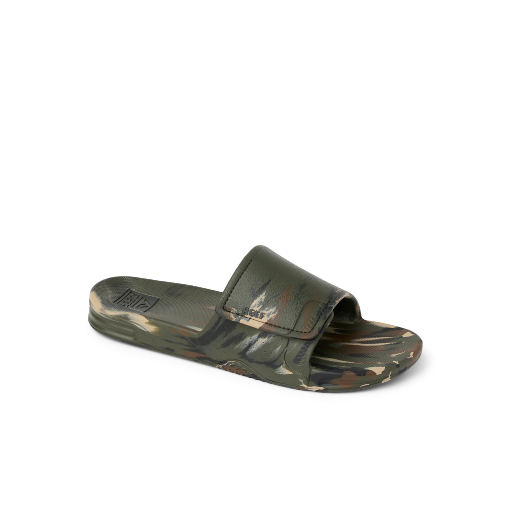 Fanning Slide H2O men's right-facing slide with camo print, water-friendly materials, and soft cushioned footbed for comfort.