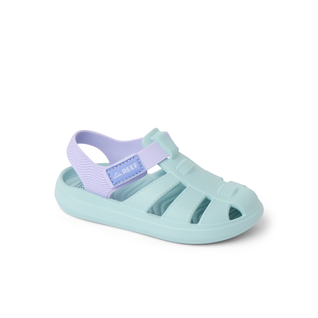 Little Totally Beachin left-facing girls’ sandal with soft cushioning and anatomical arch support, beach-inspired comfort design.