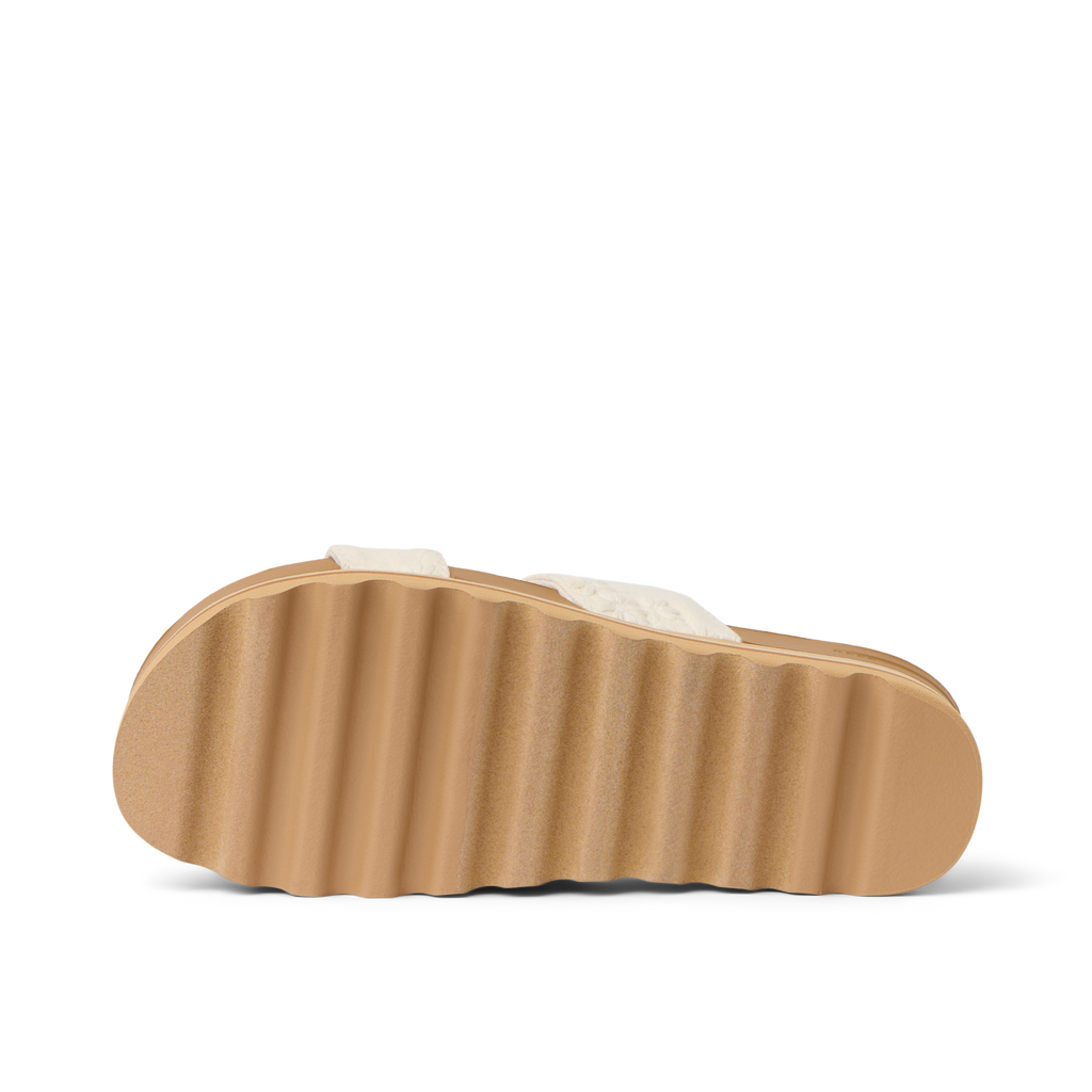 Cushion Vista Hi showing bottom sole with ridged traction, lightweight and comfort-focused beach footwear for women.